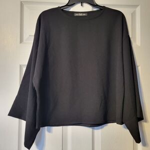 Meem Label Bateau Blouse Women's Size Medium Wide Oversized Sleeve Cropped‎